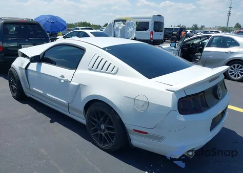 2014 Ford Mustang V6 from USA, damaged, VIN 1ZVBP8AM8E5277944